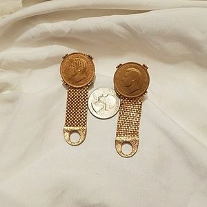 Gold tone coin cufflinks